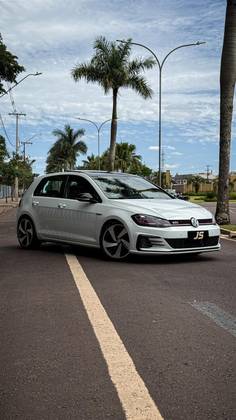 VOLKSWAGEN GOLF 2.0 350 TSI GASOLINA GTI DSG VOLKSWAGEN GOLF 2.0 350 TSI GASOLINA GTI DSG